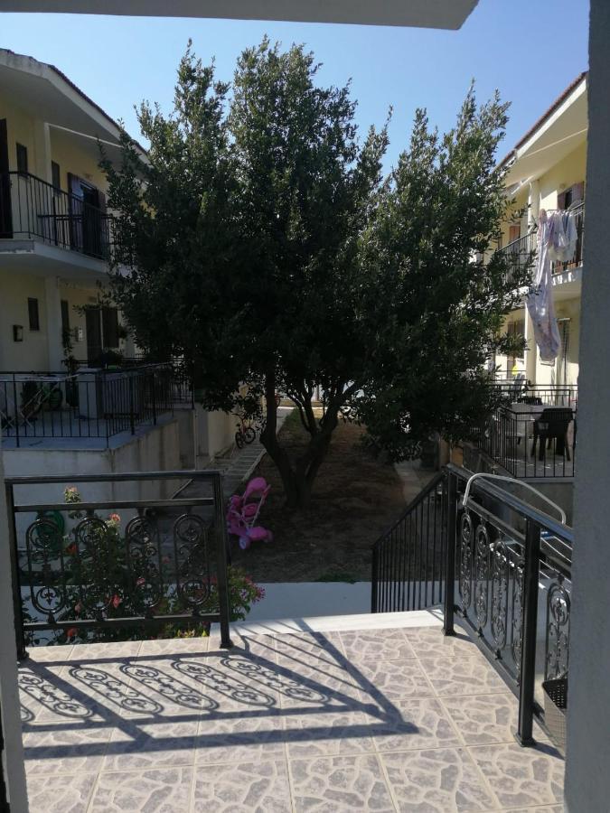 Alexander Apartments Nea Koutali Kültér fotó